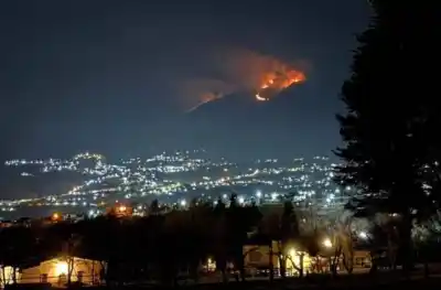 Un Incendio forestal se desató en el Cerro Muñoz de Tafí del Valle