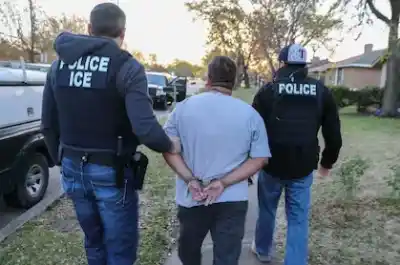 Las 24 nuevas reglas que blindan a los migrantes en Nueva York y lo que ya no podrá hacer el ICE
