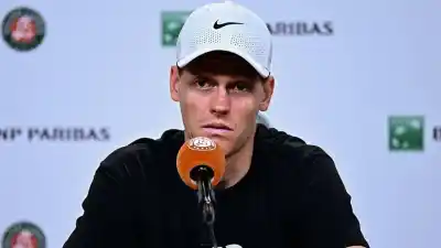 Jannik Sinner rompió el silencio tras su eliminación ante Cerúndolo y reveló el insólito motivo de su derrota