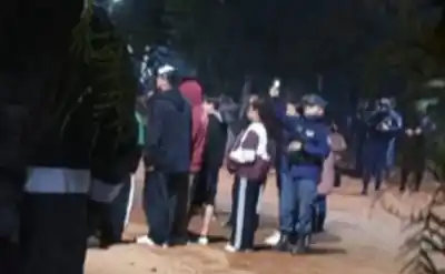 Una nena filmó todo: la conducta de un hombre que desató la furia en Añelo