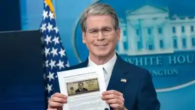 El billete que desafía la ley: la cara de Trump a punto de llegar al dinero de EE.UU.