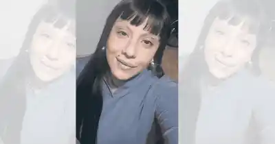 Salió de su casa hace dos semanas, le enviaron mensajes extraños desde su celular y ahora buscan a esta mujer en Rosario