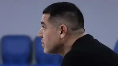 Tras la eliminación de Boca, un ex campeón lanzó una dura frase contra Riquelme que explota todo