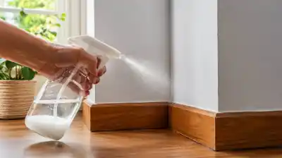 El truco casero con agua y sal que promete acabar con la humedad y los malos olores en casa