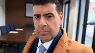 Le confiaron su indemnización a su abogado y ahora investigan un desfalco millonario