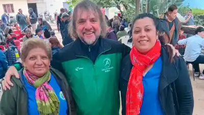 El operativo sanitario que sorprendió a todos en la parroquia de Lourdes