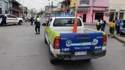 Violento choque en el centro de Monteros: dos jóvenes heridos