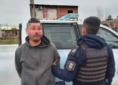 Llegó a la casa de su ex pareja, disparó varias veces y huyó: el detalle que lo delató