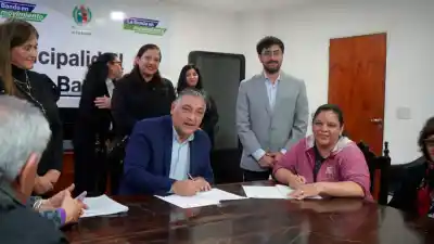 Vecinos de Villa Nueva firmaron un documento clave: lo que ocurrirá después cambiará sus vidas