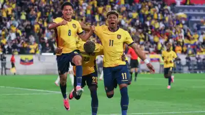 Beccacece rompió el silencio y reveló la lista de Ecuador para el Mundial: hay tres jugadores del fútbol argentino