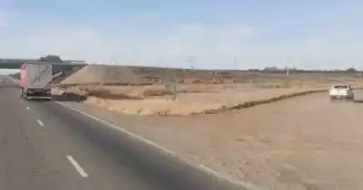Circulaba por Maipú y dos sujetos armados lo interceptaron: lo que pasó después es escalofriante