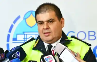 Policía fuera de la fuerza tras matar a un hombre en Villa Angelina: lo que revelan los videos