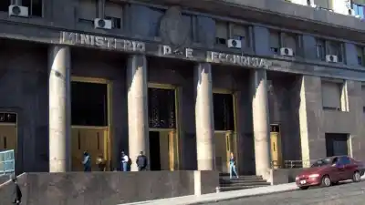 El fiscal Picardi aprieta a Aduana: exige la lista de funcionarios que aprobaron SIRA en el gobierno de Alberto