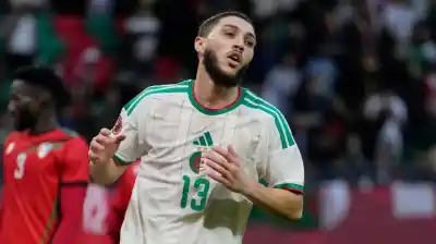 El futbolista que desafió a su técnico y ahora se cruza con Argentina en el Mundial