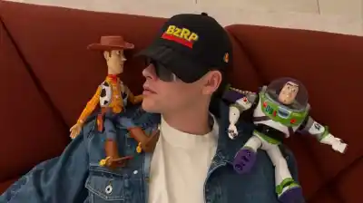 Bizarrap sorprende a todos y se suma a Toy Story 5: el insólito personaje al que le prestará su voz