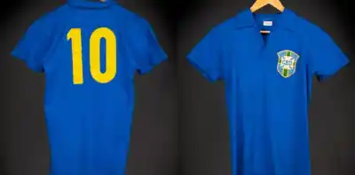 La noche que cambió el fútbol: la camiseta de Pelé en 1958 sale a subasta y promete un récord