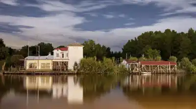 Un pueblo de menos de 5000 habitantes escondido en el sur entrerriano: ¿el plan perfecto para este otoño?