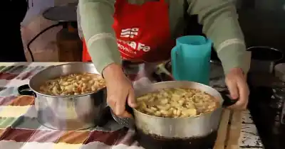 Tras un violento robo, el comedor que reabrió gracias a una ola de ayuda que superó todas las expectativas