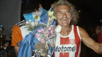 El maratonista de los milagros: su última carrera y el legado que deja en Tucumán