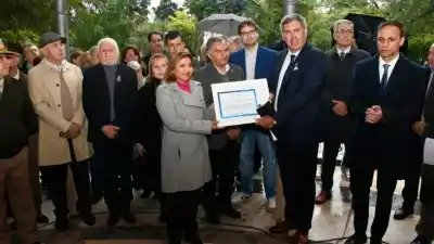 80° aniversario de la República Italiana: el emotivo acto en Plaza Libertad que reunió a autoridades y la colectividad