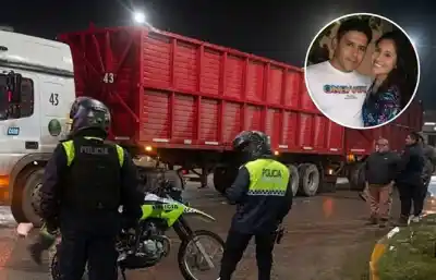 Iban en moto a trabajar y un camión los sorprendió: la joven policía y su padre murieron en el acto