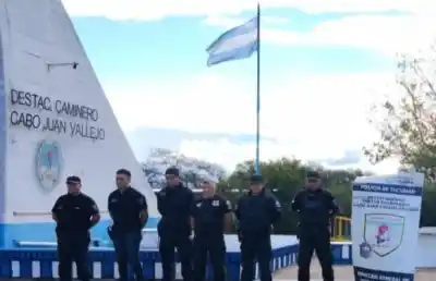 Detuvieron una camioneta en la ruta 9 y al identificar a los ocupantes descubrieron algo inesperado