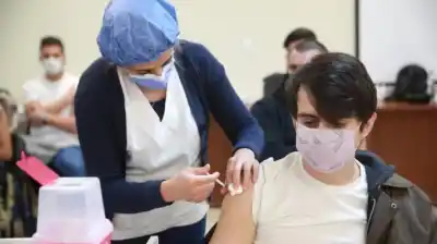 Advertencia sanitaria: los jóvenes que han cumplido los 18 años pueden vacunarse