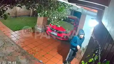 Entró a robar a una casa y lo que dejó abandonado al huir sorprendió a todos