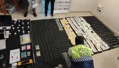 Encontraron un cuaderno con nombres y direcciones: el operativo que destapó una red de drogas sintéticas en la provincia