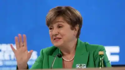 Elogios del FMI pero con una condición que incomoda al Gobierno