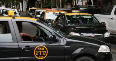 Rosario avanza: taxis eléctricos e híbridos ya son oficiales en la ciudad