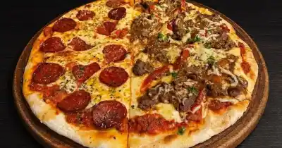 Viral: una pizzería de Rosario publicó sus productos a más de $100.000 como protesta y el motivo es desopilante