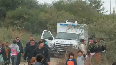 Salieron a caminar hacia un campo de zapallos y lo que ocurrió después es escalofriante