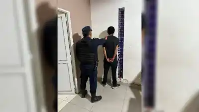 Entraron a buscarlo por violencia de género y lo que encontraron en la casa lo cambió todo