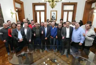 El Gobierno cerró acuerdo salarial con el Frente de Gremios Estatales