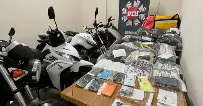 Robaban motos y los exhibían en redes: allanaron nueve casas y detuvieron a Barqueta