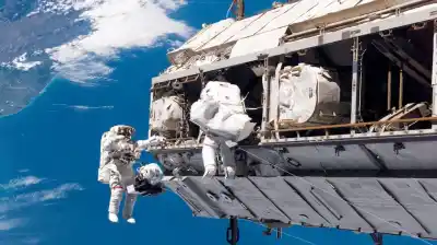 Se activó la alarma en la ISS: cinco astronautas se prepararon para una evacuación de emergencia