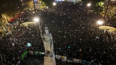 El dolor de los ricoteros en la Plaza de Mayo: “Transmitía valores, era más que música”