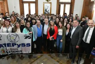 El Gobierno firmó acuerdo salarial con trabajadores del IPSST