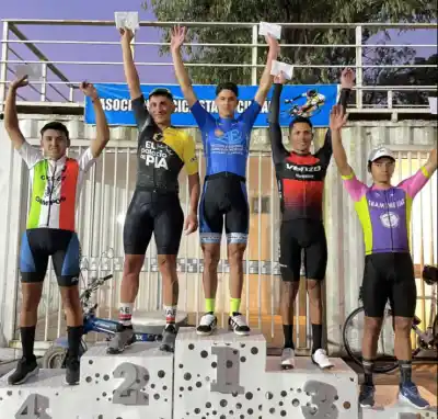 Al Estilo de un Campeón: Martín Castillo Regresó al Ciclismo y Ganó