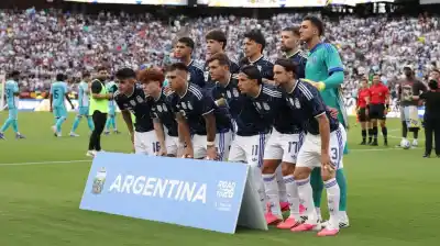 Insólito error en el Himno: el momento que desató la locura en el amistoso de Argentina vs. Honduras