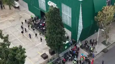 Multitudinaria despedida al Indio Solari: los secretos del operativo en el Polideportivo Gatica