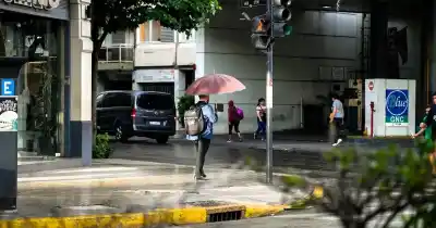 Alerta amarilla por lluvias en Rosario: cuánto podría llover y cómo sigue la semana