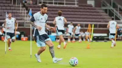 ¿Vuelve Messi al once? Scaloni define la formación para el amistoso con Islandia