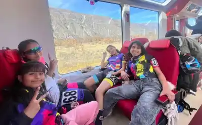 Más de 500 personas viajaron gratis en el Tren Solar: lo que vieron desde las ventanillas los dejó sin palabras