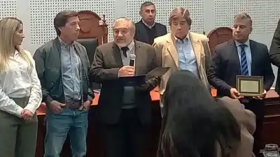 35 años de pasión deportiva: el programa que marcó la TV santiagueña recibió un inesperado reconocimiento