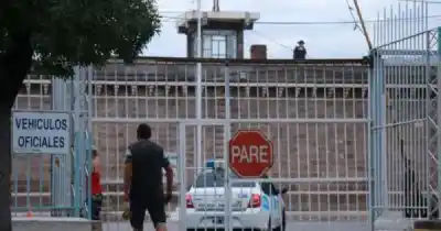 Riña en el Complejo San Felipe: cuatro presos heridos y uno internado de urgencia