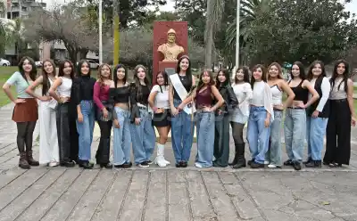 La noche de los cuentos de hadas: el Colegio Mayor Jujuy elige a su nueva reina