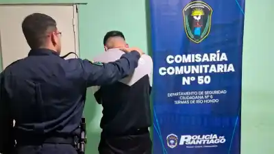 Allanamiento en Villa Nueva: buscaban a “Picudo” y lo que pasó en la vivienda sorprendió a los vecinos