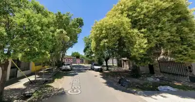 Atacaron a tiros una casa en Garibaldi al 2900: 21 disparos y una nota mafiosa para un preso de Piñero